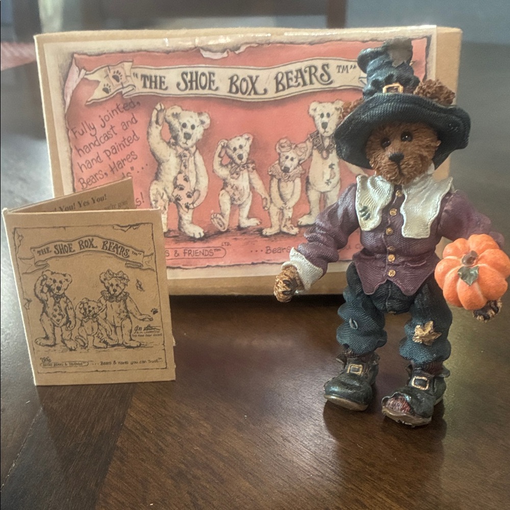 The Shoe Box Bears Figurine with Pumpkin